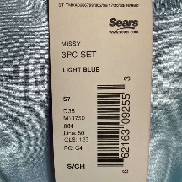 Silky 3pc Sleepwear Set (baby blue or black) - Picture 8 of 8